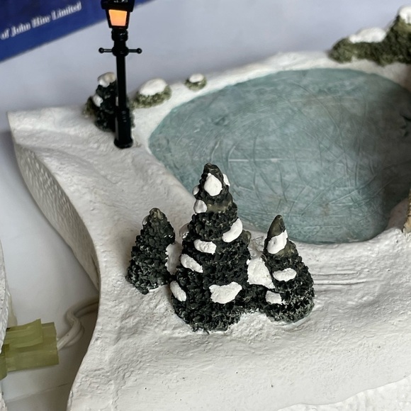 Illuminations Alpine Christmas The Commons Transformer End Caps John Hime 1995 - Picture 3 of 11